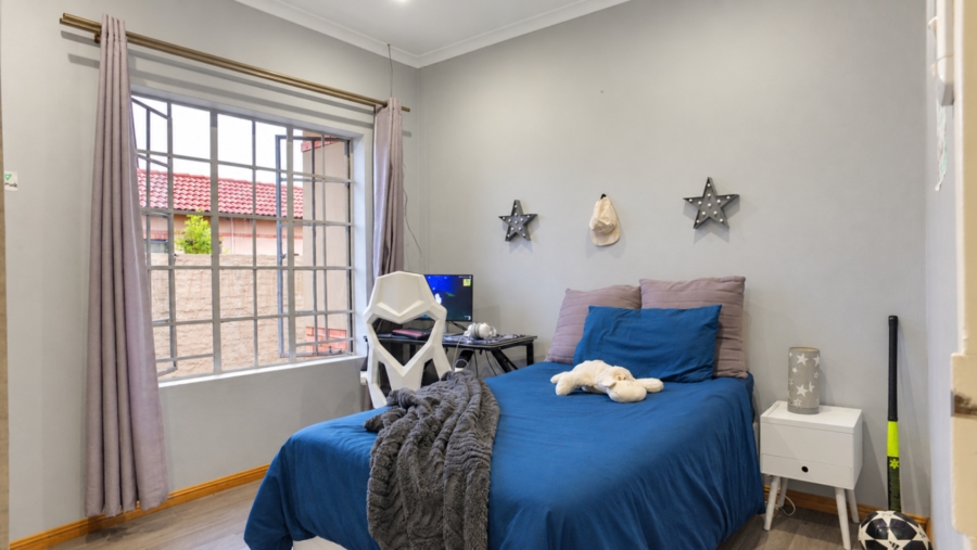 3 Bedroom Property for Sale in Waterkloof East North West